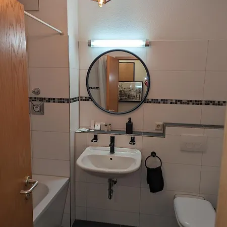 Zentrumsnahe Mit Sonnenterrasse * Leipzig