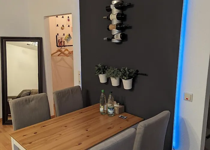 Zentrumsnahe Mit Sonnenterrasse Apartman *