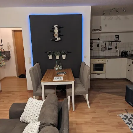 Apartment Zentrumsnahe Mit Sonnenterrasse