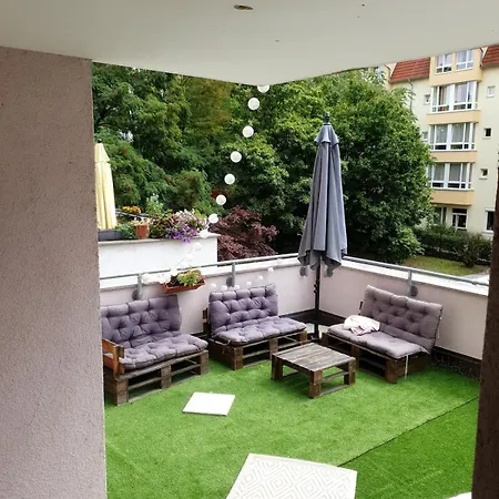 Zentrumsnahe Mit Sonnenterrasse *