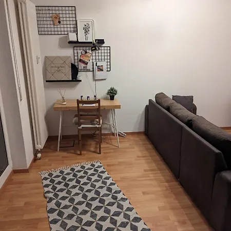 Zentrumsnahe Mit Sonnenterrasse Apartment *